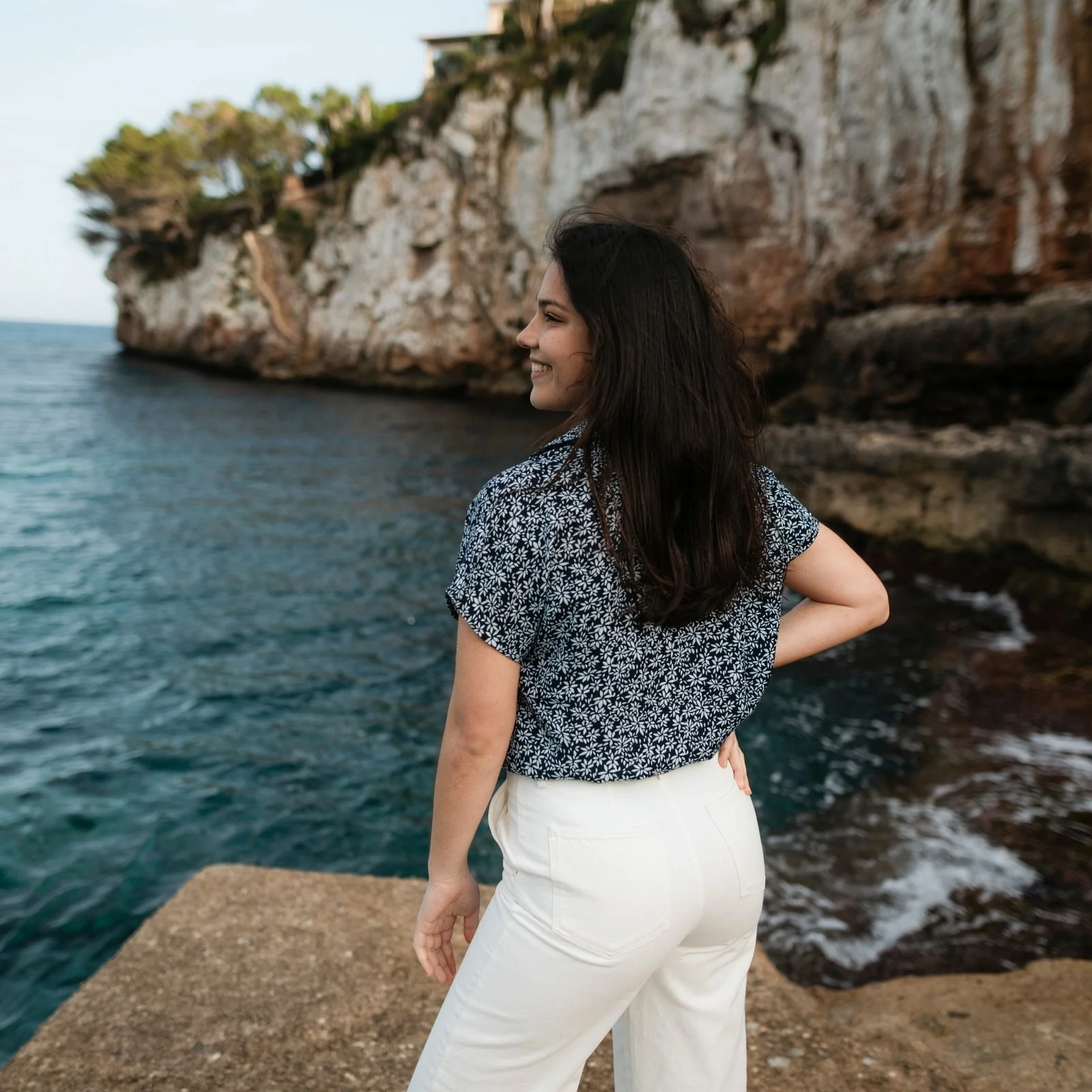 Bluse Emmi mit Blumenmuster - Image 16