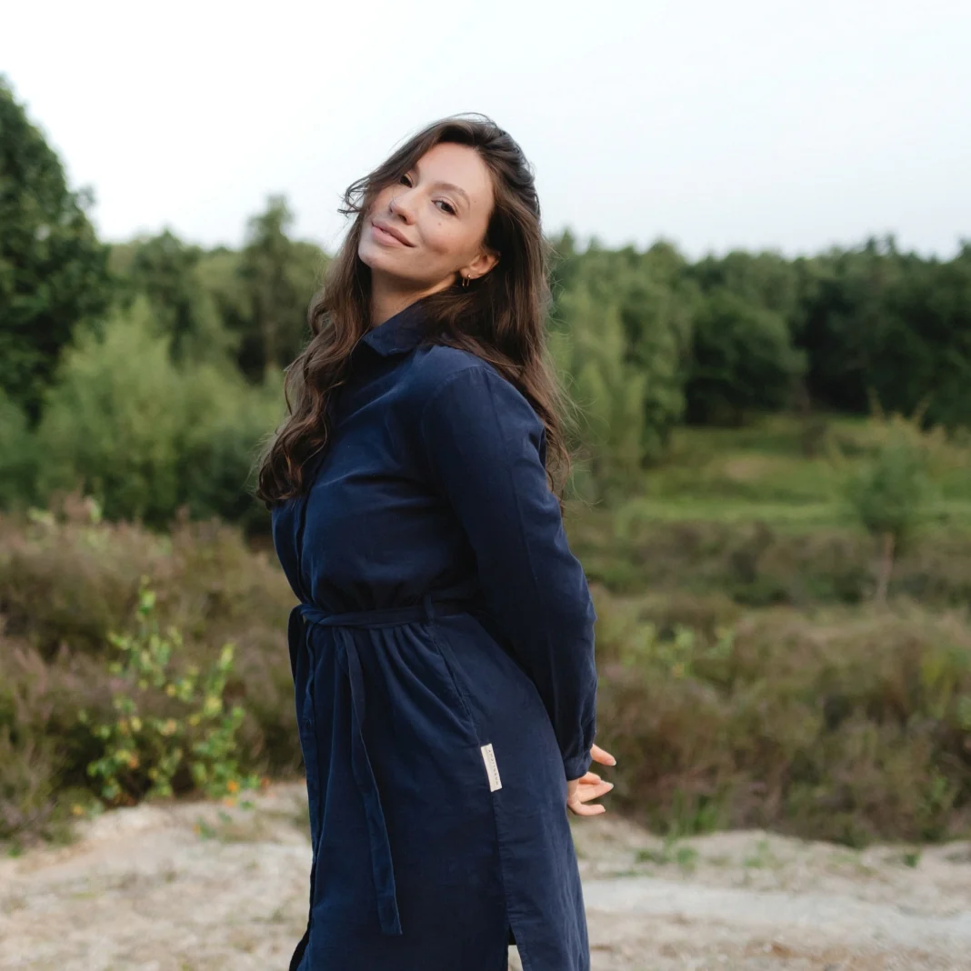 Cord Kleid Enna - Image 7