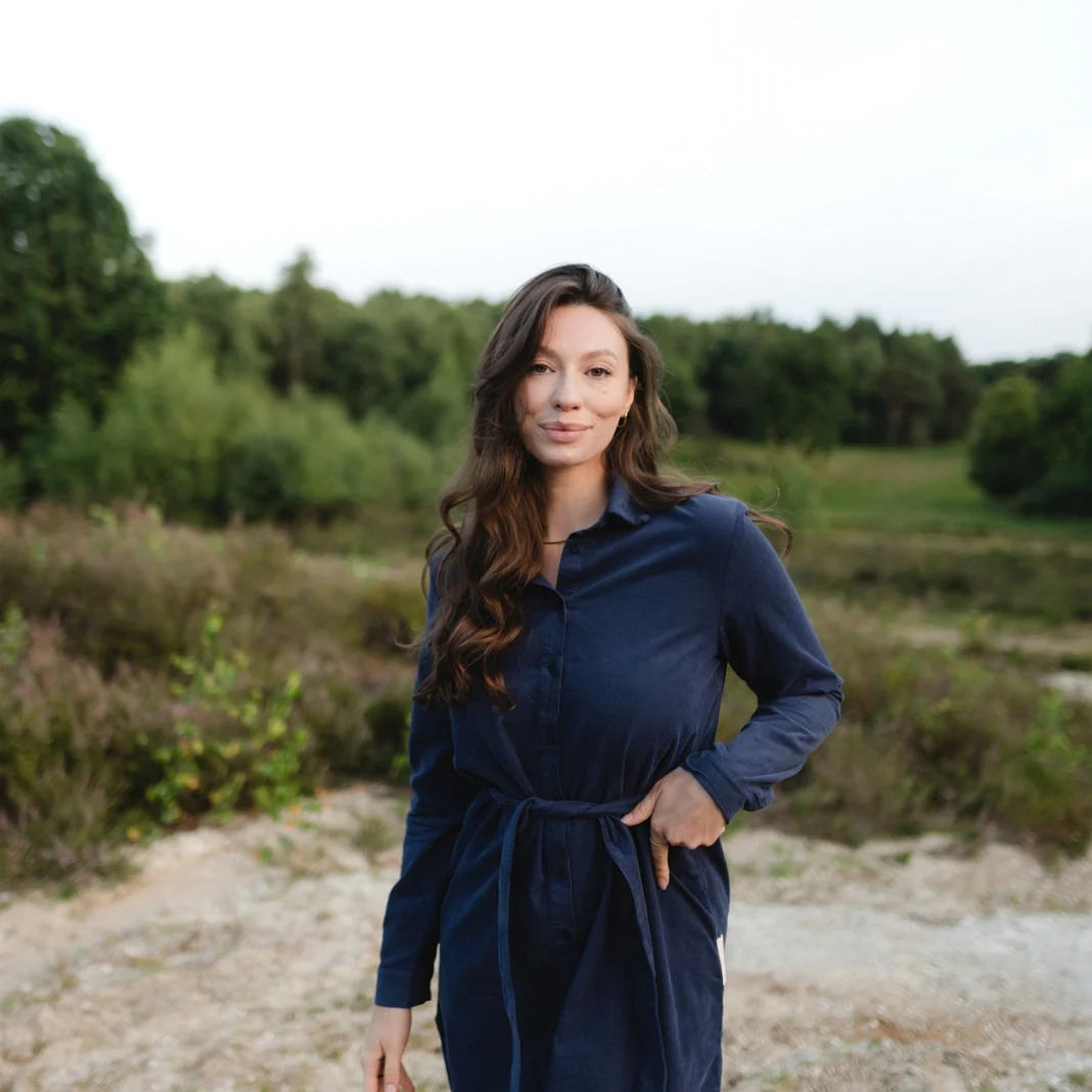 Cord Kleid Enna - Image 9
