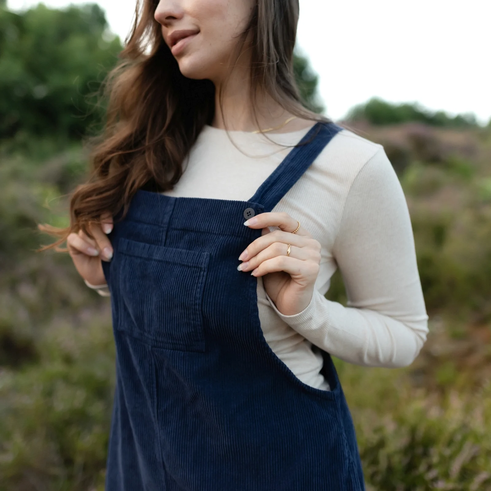 Cord Latzkleid Mika - Image 15