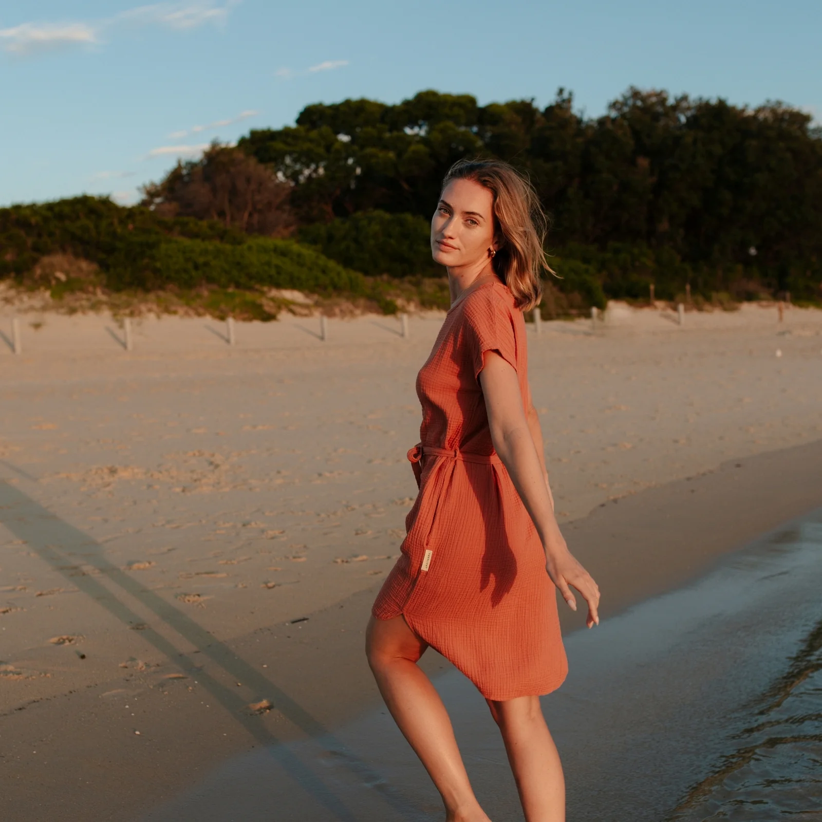 Musselin Kleid Elin Kurz - Image 6