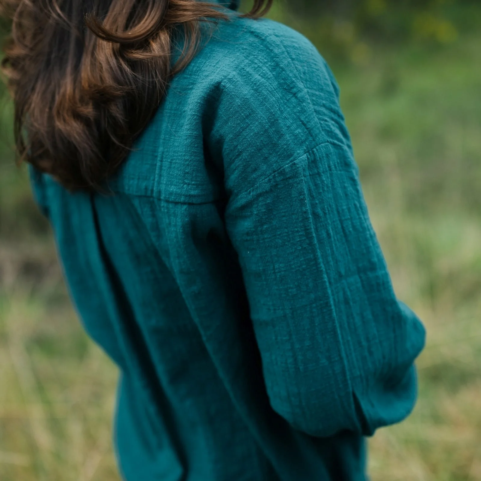 Oversize Bluse Sofia mit Leinenstruktur - Image 14